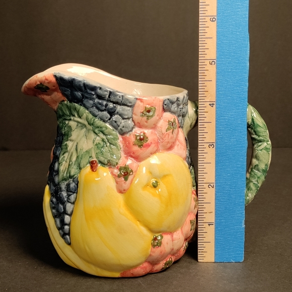 A PITCHER⭐ - Picture 5 of 7